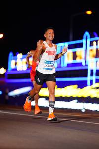 BIB: 40333
                            <button type="button" onclick="openModal(22831105)" class="btn btn-primary btn-sm float-right btn-popup" data-toggle="modal" data-target=".modal-high-quality">
                        <i class="fas fa-shopping-cart"></i> Add to Cart
                    </button>
                                            <button type="button" onclick="isThisMe(22831105, true)" class="btn btn-success btn-sm float-right btn-popup btn-isme hidden" data-toggle="tooltip" data-placement="bottom" title="นี่คือรูปของคุณใช่ไหม คลิกที่นี่เพื่อเอาเข้าอัลบั้ม">
                        <i class="fas fa-plus"></i> Add to album
                    </button>
                    <button type="button" onclick="isThisMe(22831105, false)" class="btn btn-warning btn-sm float-right btn-popup btn-isnotme hidden">
                        <i class="fas fa-ban"></i> Remove from album
                    </button>